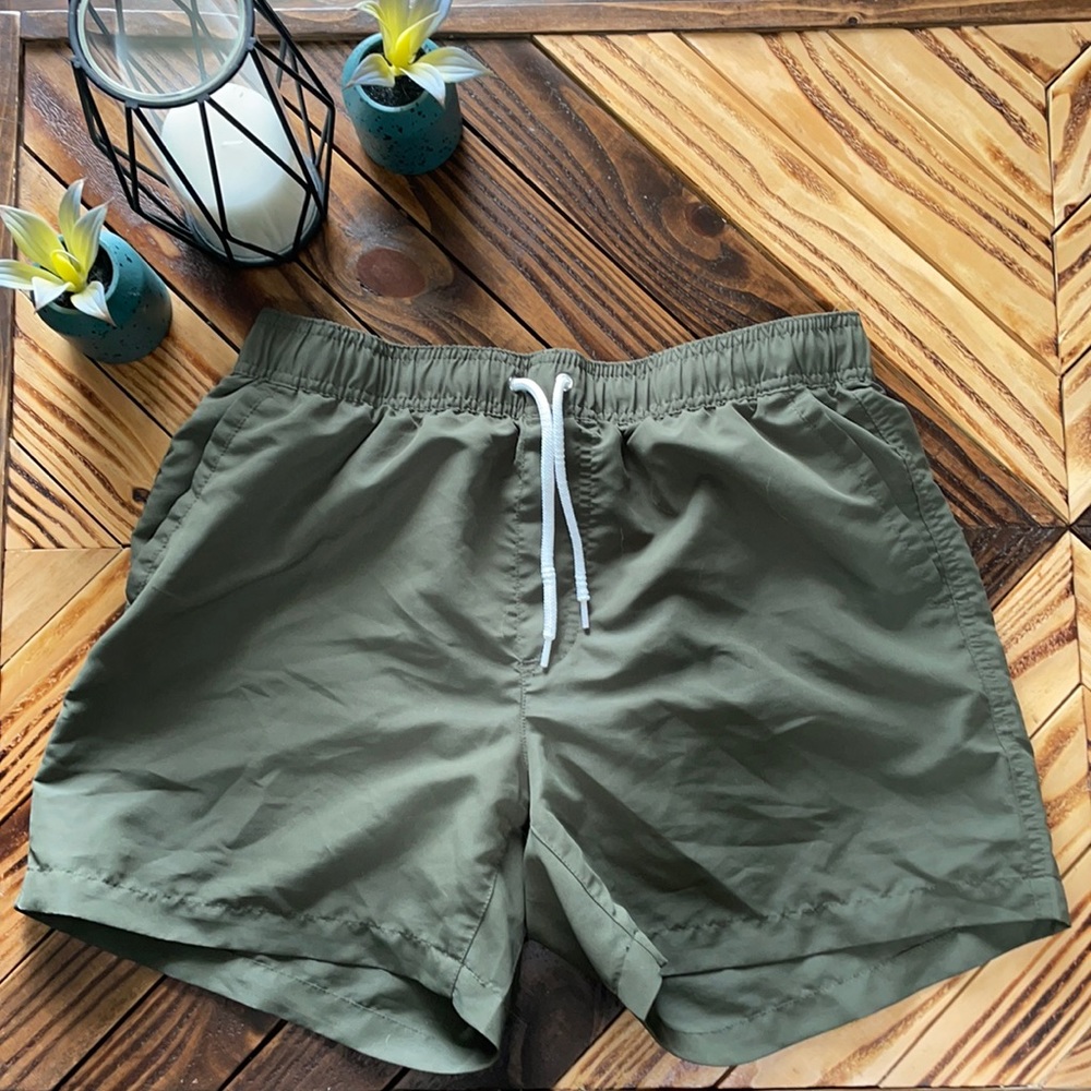 FOREVER21 Men’s swim size Medium